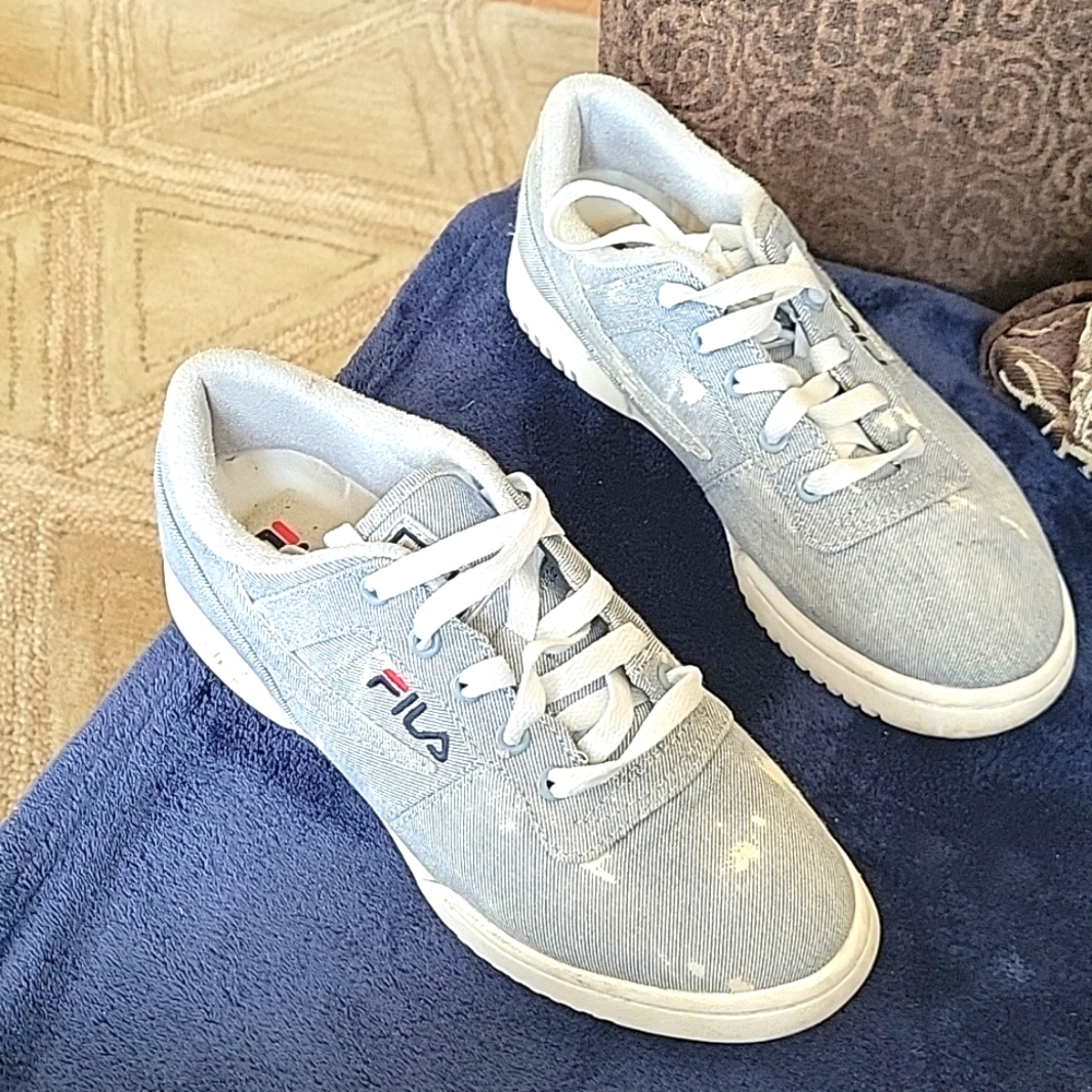 Fila boy's sneakers, sz 5